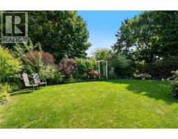 12 BRIARLEA CRES Crescent - 32