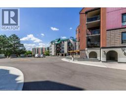 52 BLUE SPRINGS Drive UnitNo. 11 - 4