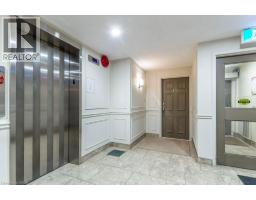52 BLUE SPRINGS Drive UnitNo. 11 - 8