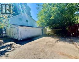 90 SHANLEY Street - 32