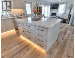 3859 ARTHUR Street N - 10