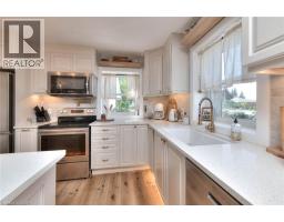 3859 ARTHUR Street N - 11