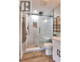3859 ARTHUR Street N - 18