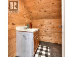 3859 ARTHUR Street N - 28