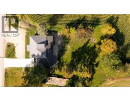 3859 ARTHUR Street N - 3