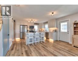 3859 ARTHUR Street N - 5