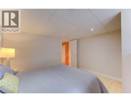 120 4 Avenue - 33
