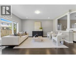 601 FLORENCEDALE Crescent - 10
