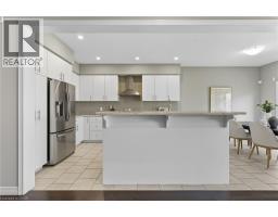 601 FLORENCEDALE Crescent - 12