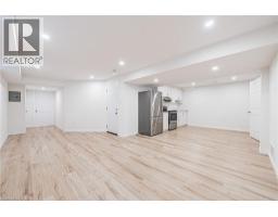 601 FLORENCEDALE Crescent - 33