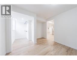 601 FLORENCEDALE Crescent - 37