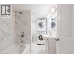 601 FLORENCEDALE Crescent - 39