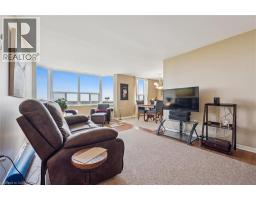 55 GREEN VALLEY Drive UnitNo. 1812 - 12