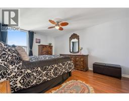 55 GREEN VALLEY Drive UnitNo. 1812 - 14