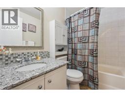 55 GREEN VALLEY Drive UnitNo. 1812 - 20