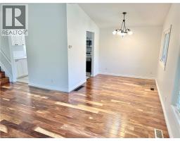 8 HOWARD Street - 5