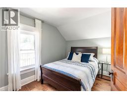 562 LAUREL Street - 17