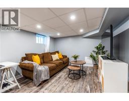 562 LAUREL Street - 30