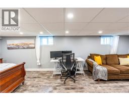 562 LAUREL Street - 32