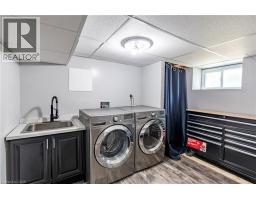562 LAUREL Street - 35