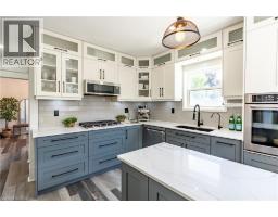562 LAUREL Street - 4
