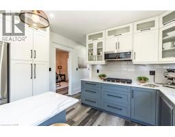 562 LAUREL Street - 5