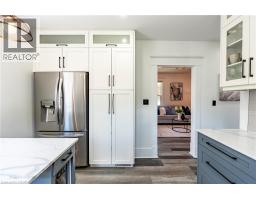562 LAUREL Street - 6