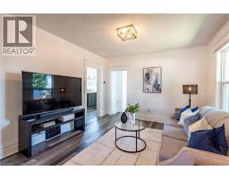 562 LAUREL Street - 7
