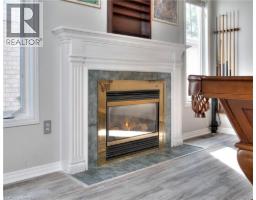 21 WHITTAKER Crescent - 10