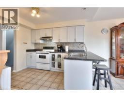 21 WHITTAKER Crescent - 14