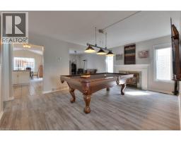 21 WHITTAKER Crescent - 7
