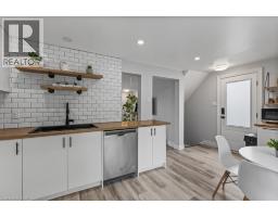 18 BERWICK Place - 11