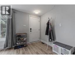 18 BERWICK Place - 5