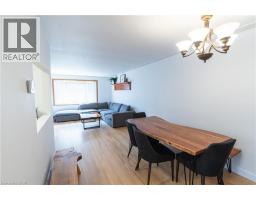 12 SHEA Crescent - 8