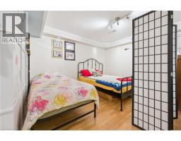 35 SMALL Court - 31