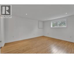 35 HICKERY Place - 26