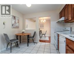 64 SABRINA Crescent - 15