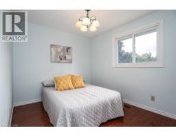 64 SABRINA Crescent - 23