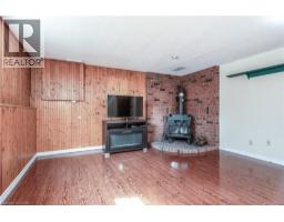 64 SABRINA Crescent - 28