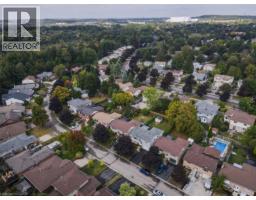 64 SABRINA Crescent - 43