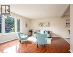 64 SABRINA Crescent - 5