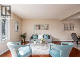 64 SABRINA Crescent - 7