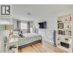 220 PROSPERITY Drive - 16