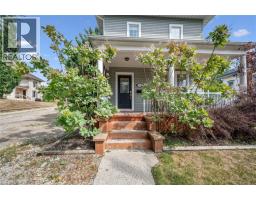295 WELLINGTON Street - 4