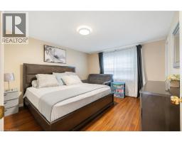 992 COPPER LEAF Crescent - 13
