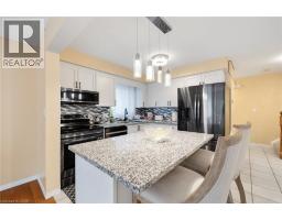992 COPPER LEAF Crescent - 5