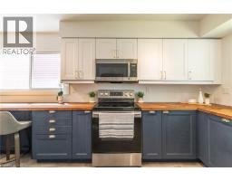 34 WOODRIDGE Drive - 12