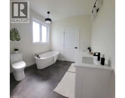 66 TALBOT Street - 31