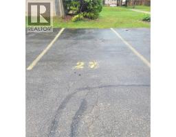 27 QUEENSTON Drive - 20