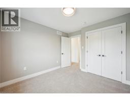 58 WALKER Road - 16